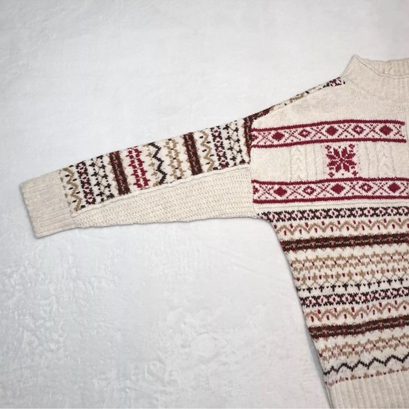 American Eagle AE Chunky Sweater Medium Soft Mock Neck Fair Isle Holiday Red NWT - Picture 5 of 16